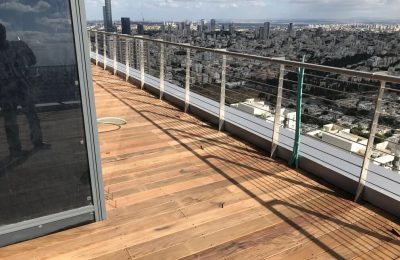 איך בוחרים סוג עץ לדק?